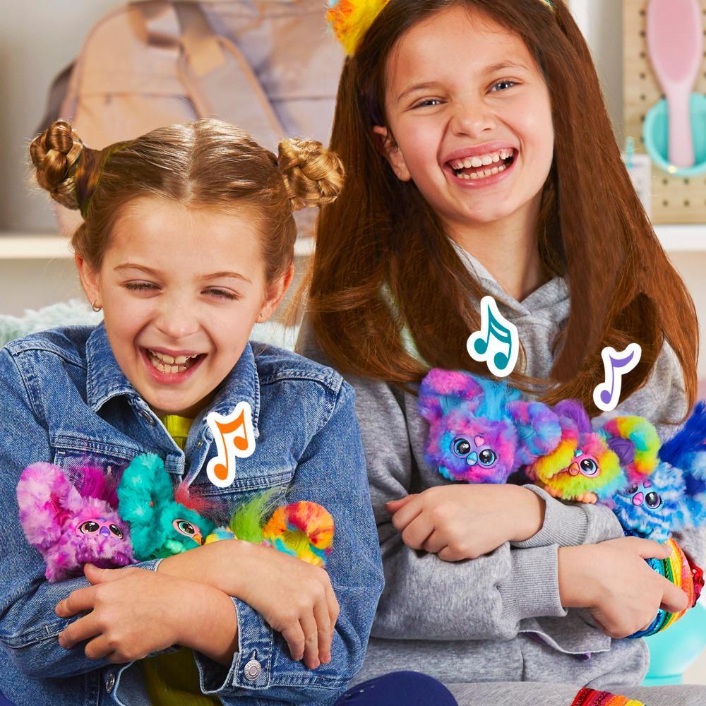 Furby Furblets 2-Pack Ray-Vee and Hip-Bop Mini Electronic Plush Toys - Image 3