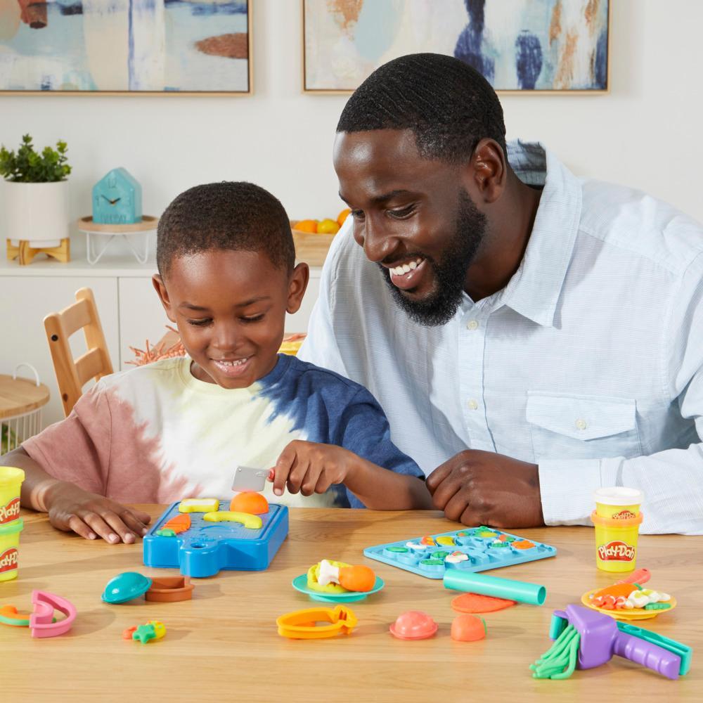 Play-Doh Little Chef Starter Set with 14 Play Kitchen Accessories Kids Toys - Image 5