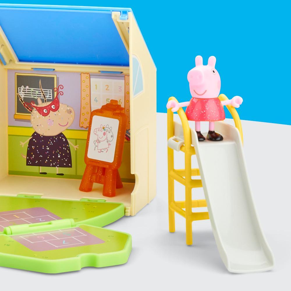 Peppa Pig Peppas Pop-Open Playgroup Playset - Image 5