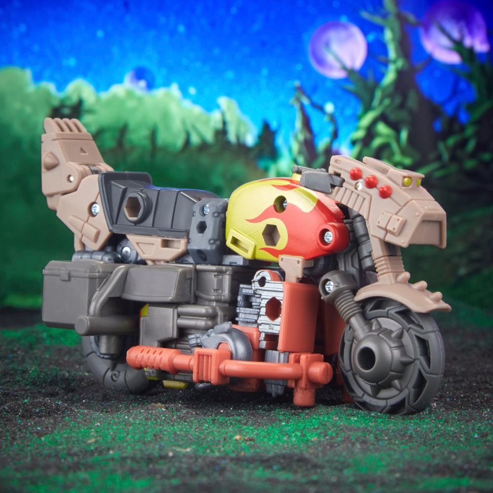 Transformers Legacy Evolution Deluxe Crashbar Converting Action Figure 55 - Image 3