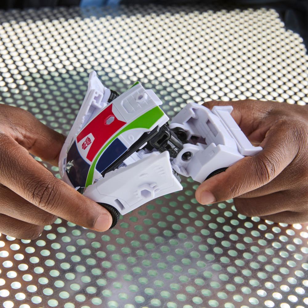 Transformers CYBERWORLD Cyber Changers Wheeljack Action Figure - Image 9