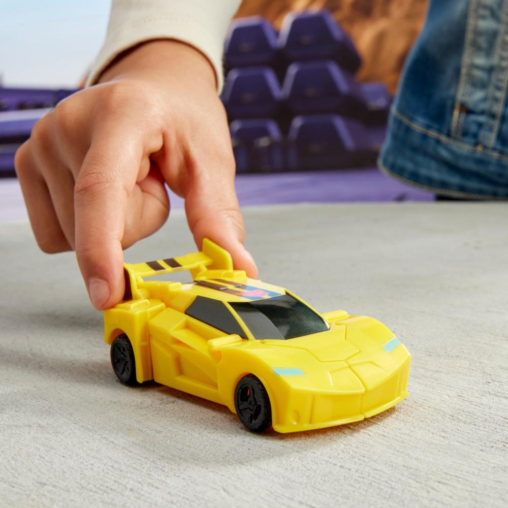 Transformers EarthSpark 1-Step Smash Changers Bumblebee Action Figure - Image 3