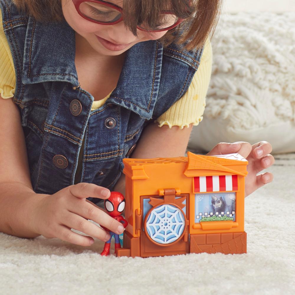 Marvel Spidey and His Amazing Friends City Blocks Spidey Pizza Parlor Kids Playset - Image 4
