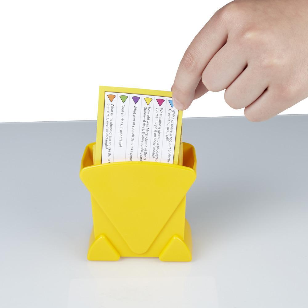 Trivial Pursuit Family Edition game - Image 4