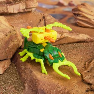 Transformers CYBERWORLD Armored Cyber Changers Chop Shop Action Figure