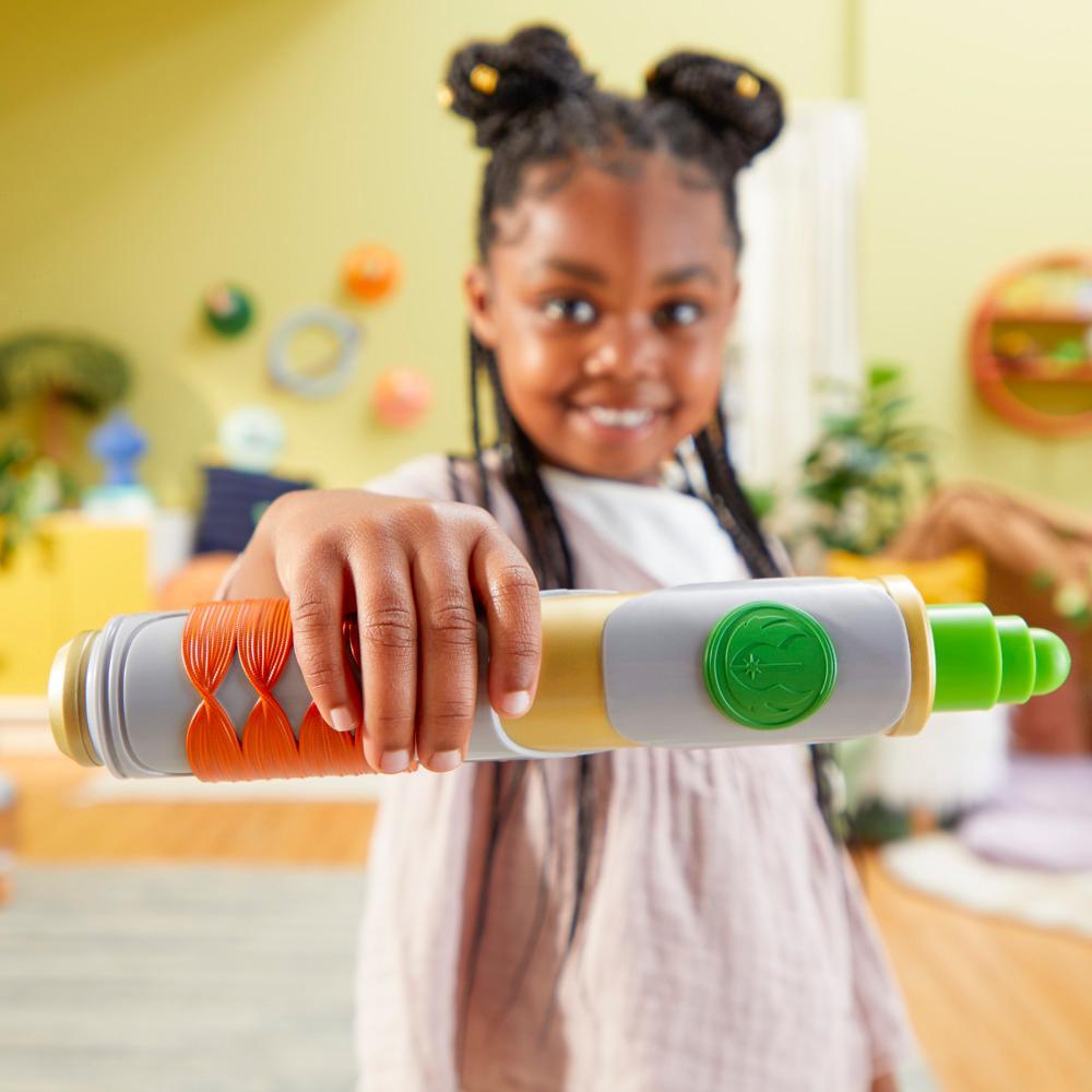 Star Wars Kai Brightstar Green Extendable Lightsaber Star Wars Toys Preschool Toys - Image 5