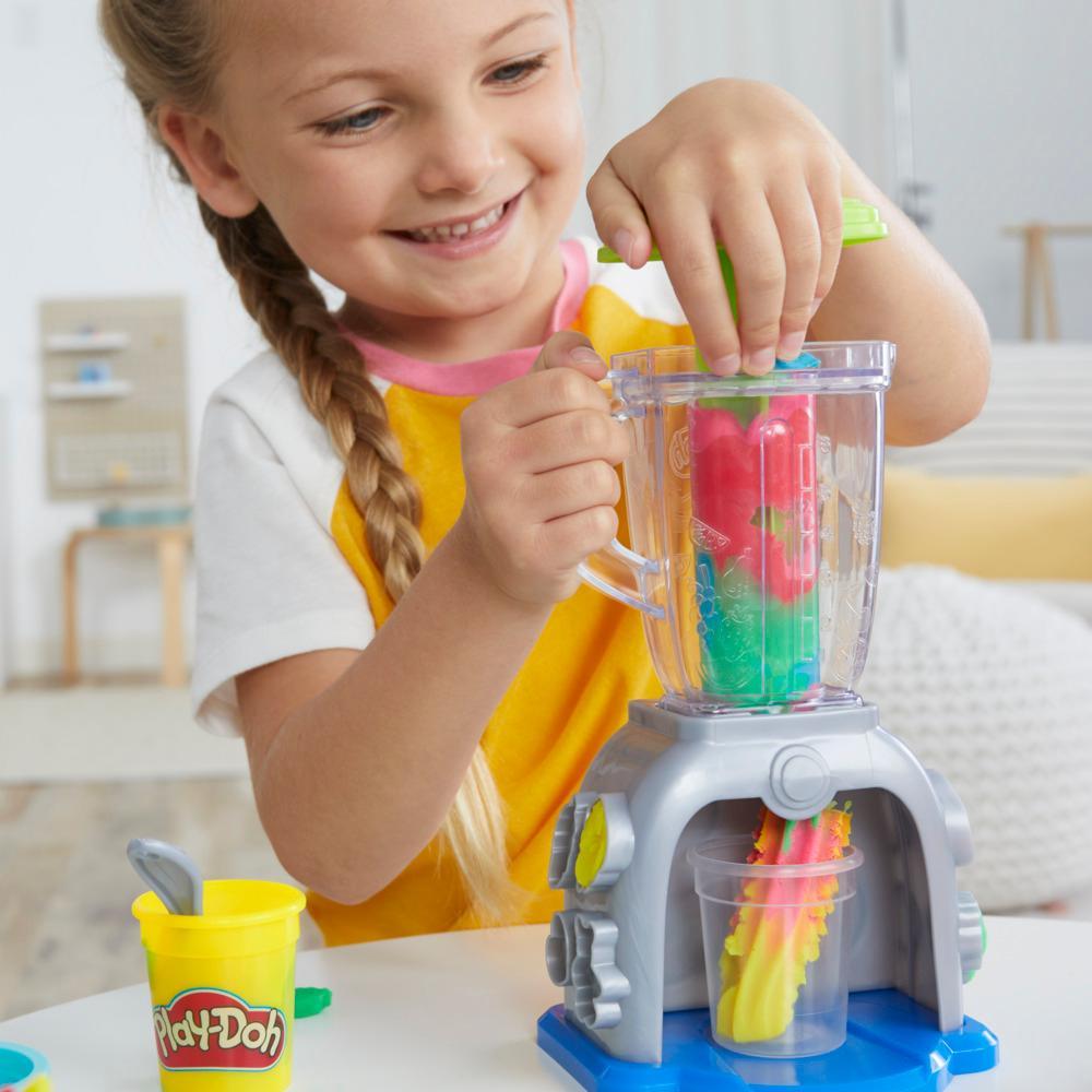 Play-Doh Swirlin Smoothies Toy Blender Playset Play Kitchen Toys for Kids Age 3 - Image 9