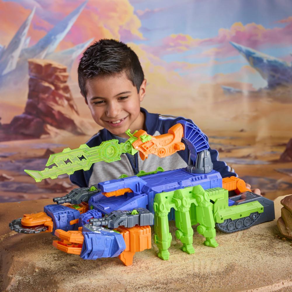 Transformers CYBERWORLD Scorponok Strike Battle Action Figure Playset - Image 10