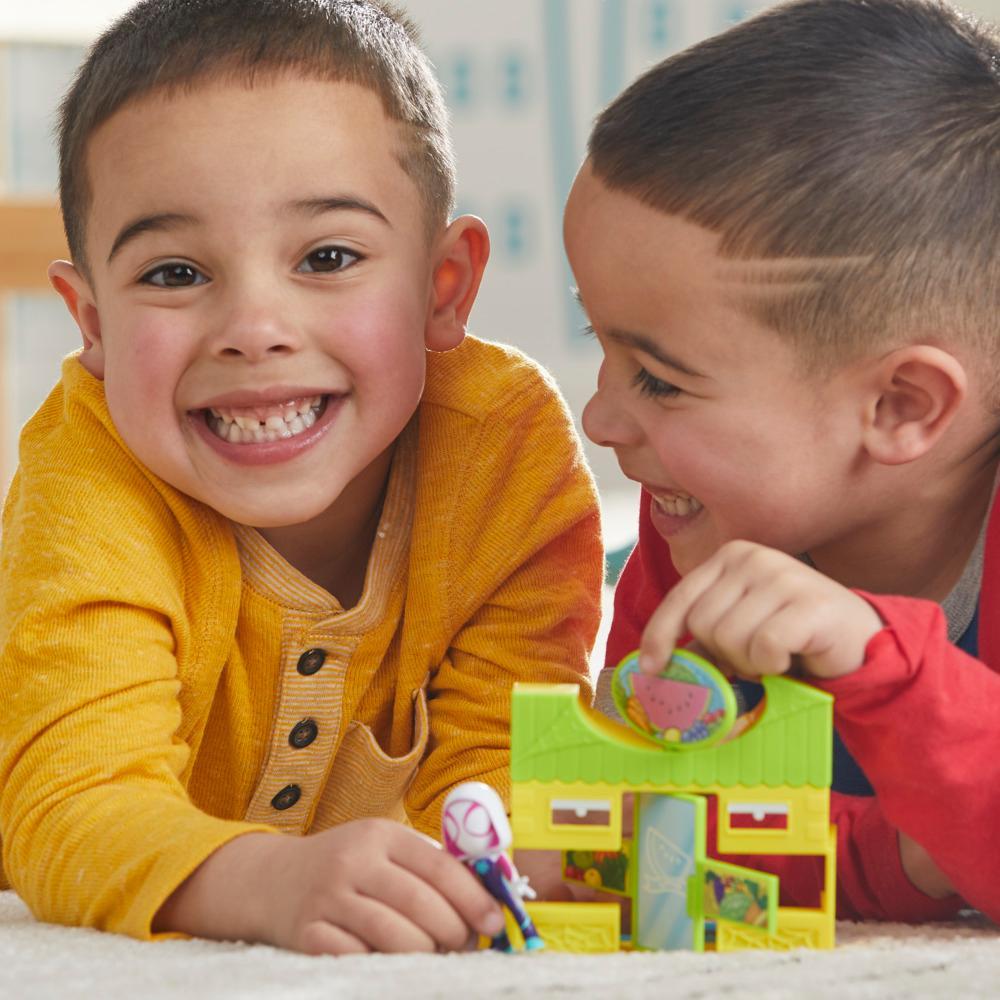 Marvel Spidey and His Amazing Friends City Blocks Ghost Spider Supermarket Kids Playset - Image 3