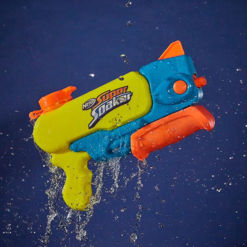 Nerf Super Soaker Wave Spray Water Blaster Nozzle Moves To Create Wild Wave Soakage Outdoor Games and Water Toys
