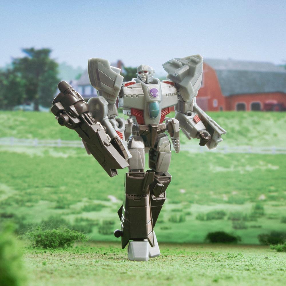 Transformers Toys EarthSpark Deluxe Class Megatron Action Figure - Image 5